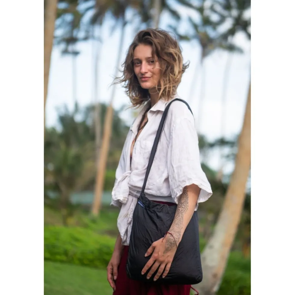 Ticket To The Moon Eco Bag - Tas - Small 10L - Black / Black