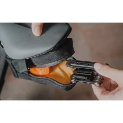 Zadeltassen < Topeak Elementa SeatBag Slim Zadeltas - 0.3L - zwart