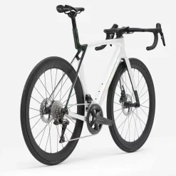 Trek MADONE SL 7 GEN 8 - Carbon Racefiets - 2026 - Gloss Crystal White / Matte Deep