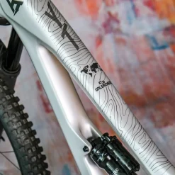 Stickers < Unleazhed Frame Unscratch BP01-S Bovenbuis Beschermfolie voor het Frame - Topolines Black Glossy