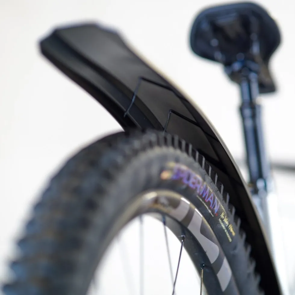 Unleazhed M02 + MR02 Spatbordbundel - ultimate black and matt glossy