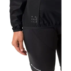 Windjacks < Vaude Matera Air Jas Dames - zwart