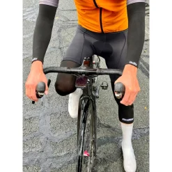 Armwarmers, Beenwarmers & Kniewarmers|Armwarmers, Beenwarmers En Kniewarmers < veloToze Graphene Armwarmers - Black