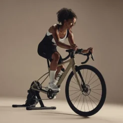 Fietstrainers|Rollerbanken < Wahoo Fitness Wahoo KICKR Core 2 - 11-speed - Direct Drive Hometrainer - zwart