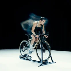 Fietstrainers|Rollerbanken < Wahoo Fitness Wahoo KICKR Rollr V2 Smart Bike Trainer - zwart