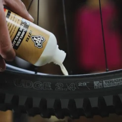 Banden Accessoires En Tubeless|Gereedschap En Onderhoud < WTB TCS Tubeless Tire Sealant - 946ml