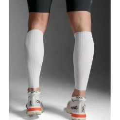 Sportbandages & Braces|Sportbandages & Braces < 2XU Light Speed Aero kuitwarmers - white/black