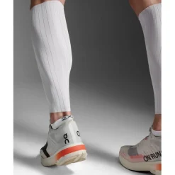 Sportbandages & Braces|Sportbandages & Braces < 2XU Light Speed Aero kuitwarmers - white/black