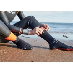 Zone3 Neopreen Heat-Tech Verwarmend Zwemsokken - zwart/rood/wit